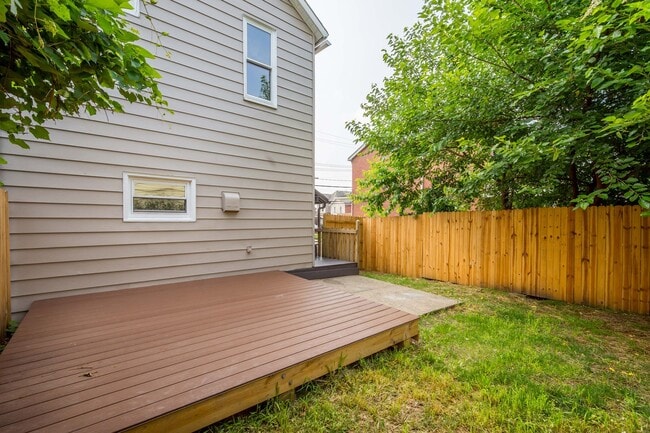 Building Photo - Beautiful 2 bedroom home in Rankin available March 1!