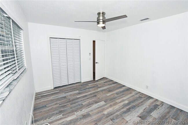 Building Photo - 270 NW 43rd St