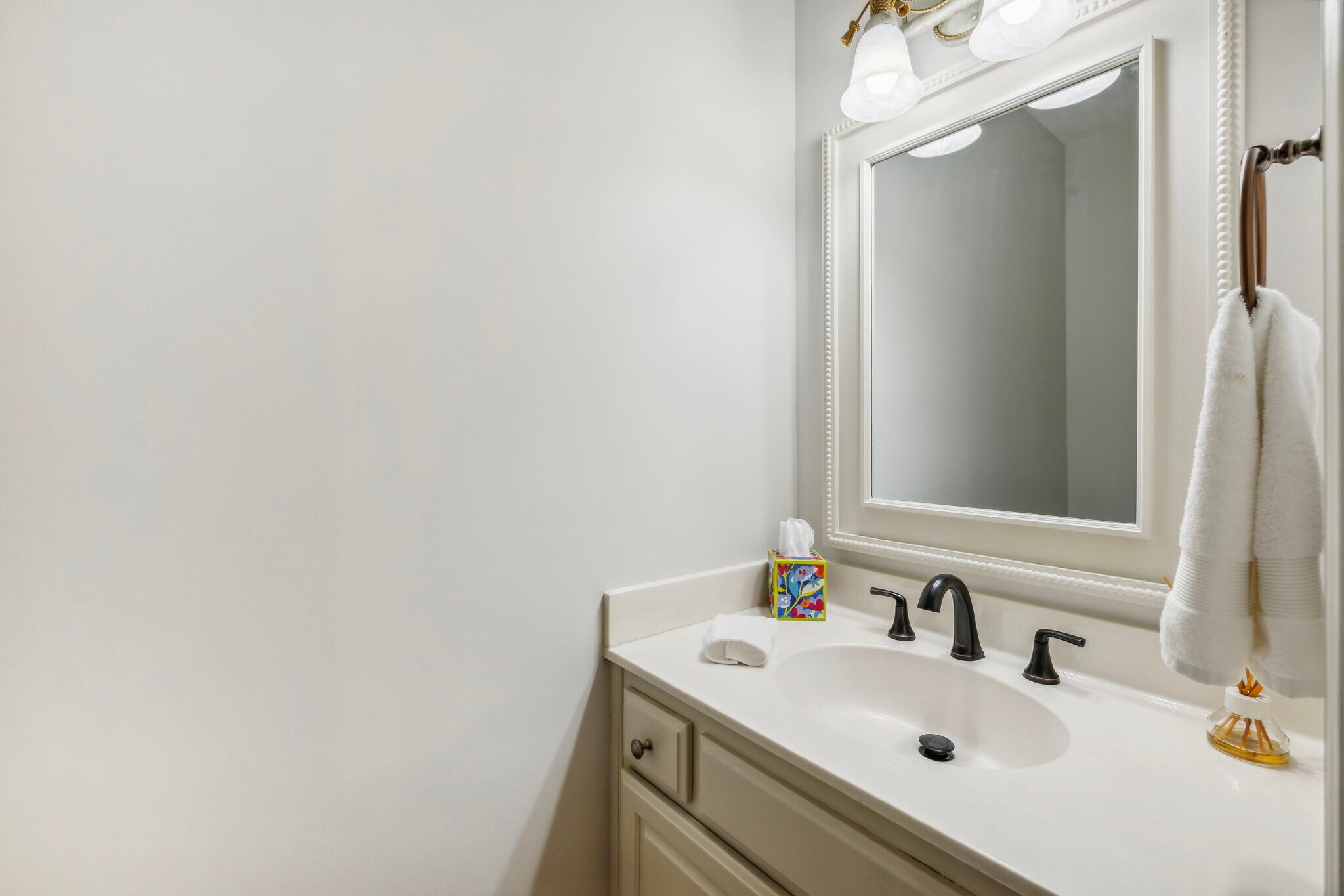 1/2 bath off main level - 1614 Brentwood Pointe