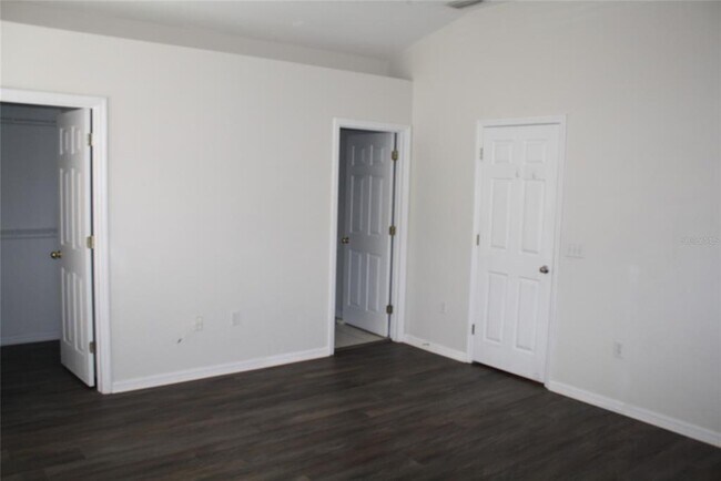 Building Photo - 6309 Rosefinch Ct