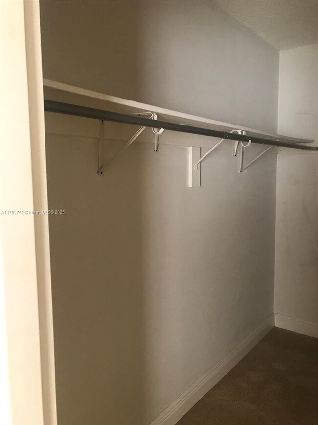 Building Photo - 5112 79