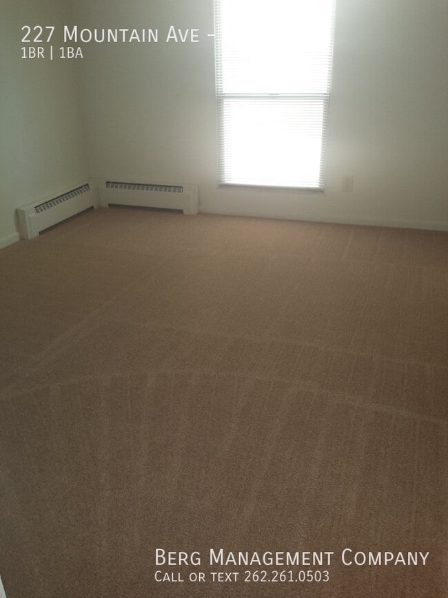 Building Photo - 227 Mountain Ave