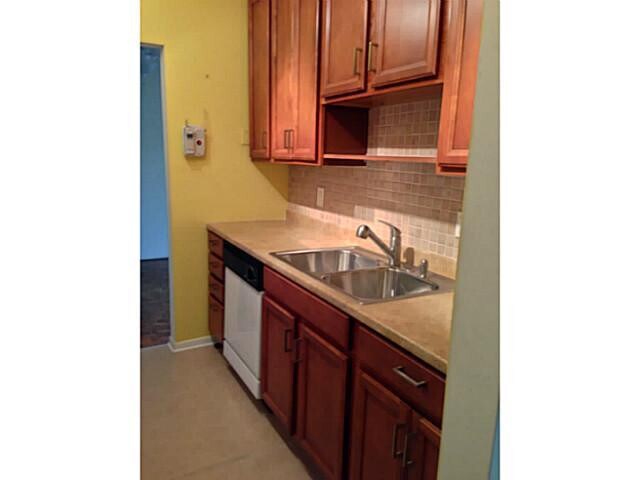 Building Photo - 10762 La Placida Dr