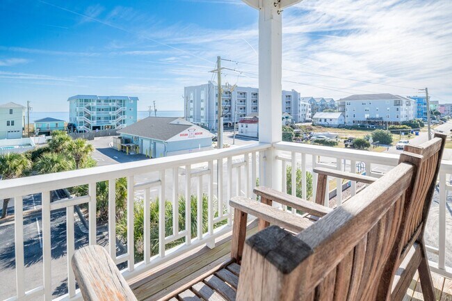 Building Photo - ENJOY OCEAN BREEZES FROM THIS FURNISHED OFF-SEASON OCEAN VIEW CONDO W/BALCONIES