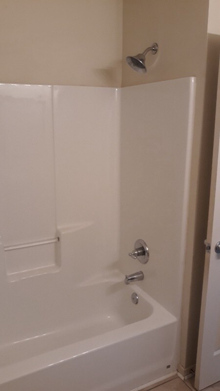 Building Photo - 408 27th St