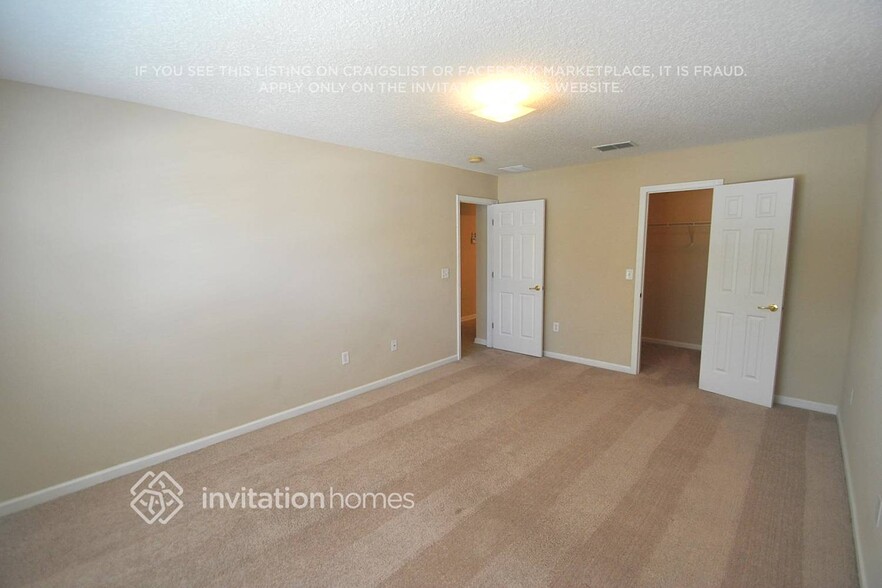 Building Photo - 3805 Westridge Dr