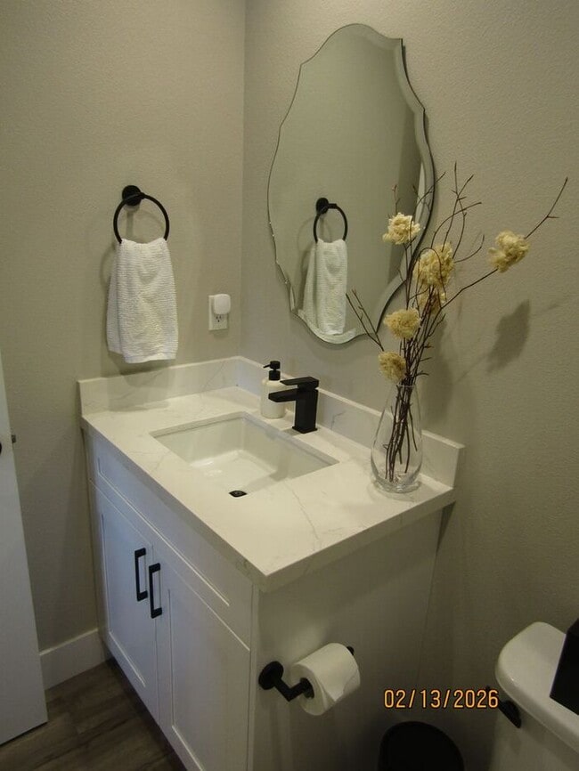 Building Photo - Luxury Living in Fountaingrove Wine Country/ Excellent location with rare views