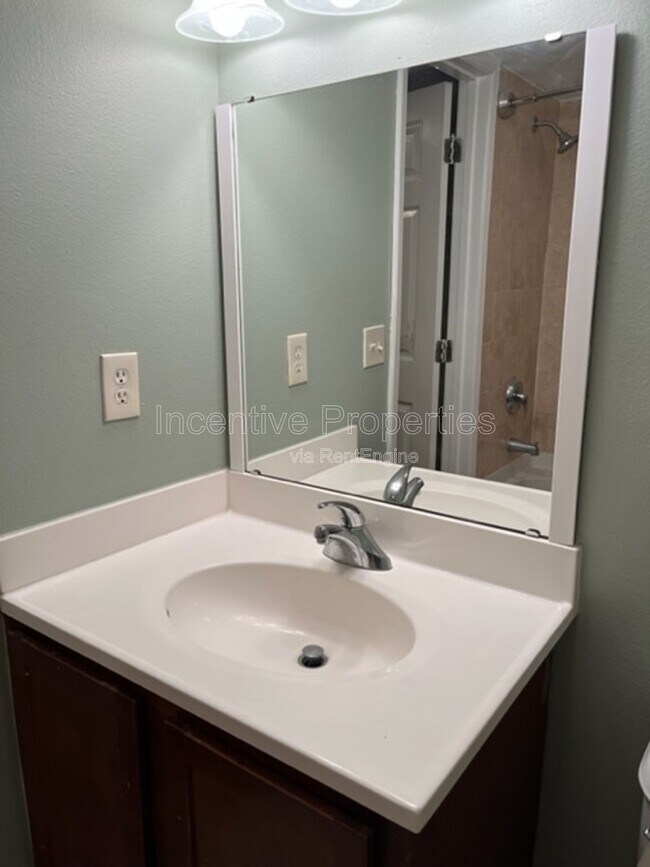 Building Photo - 1954 Conway Rd