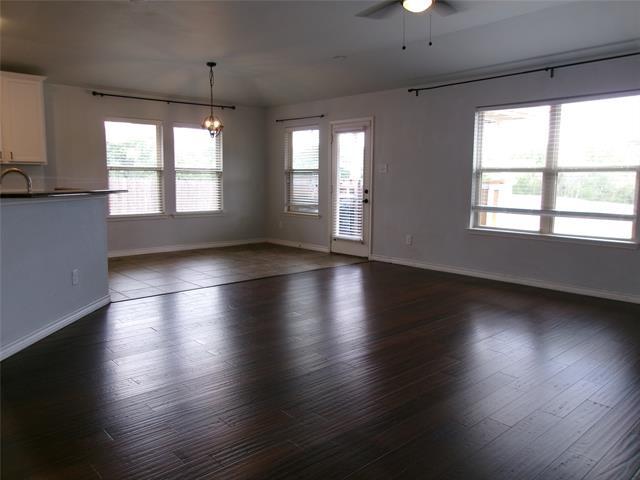 Building Photo - 5727 Mountain Hollow Dr