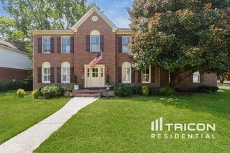 Building Photo - 1404 Buckingham Cir