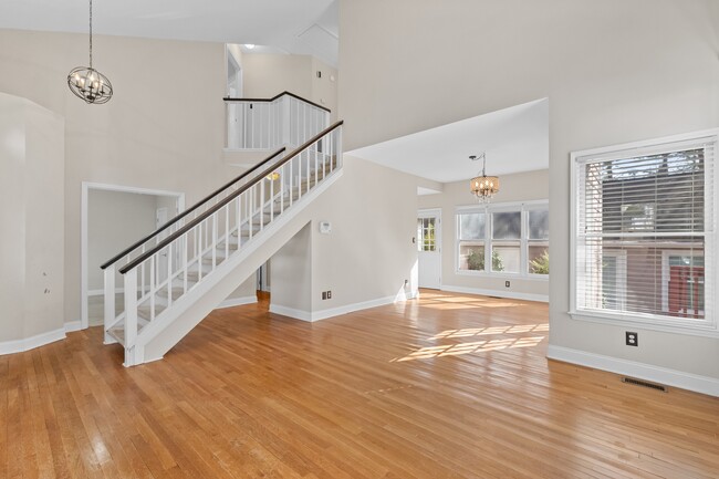 Building Photo - 131 Cumberland Green Dr