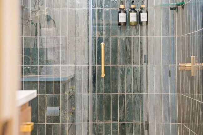 Building Photo - 225 W 1st St