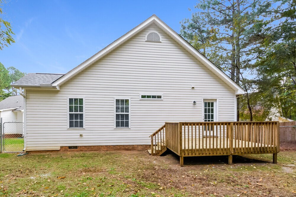 Building Photo - 504 Jaffiley Ct