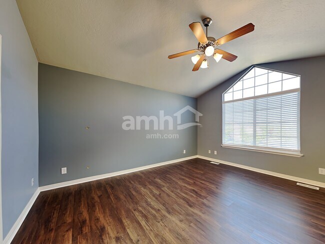 Building Photo - 4049 W Cimarron