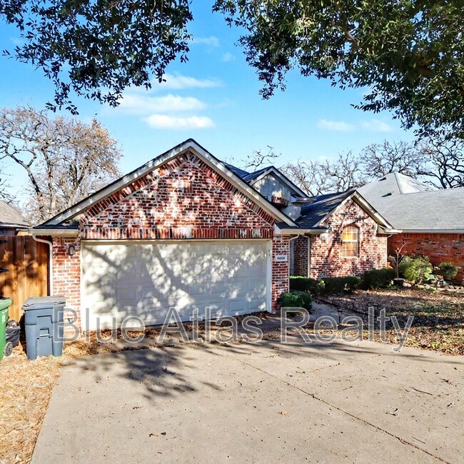 Building Photo - 4905 Canberra Ln