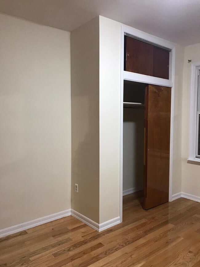 Building Photo - 808 Blake Ave