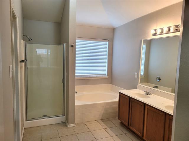 Building Photo - 725 Sequoia Dr