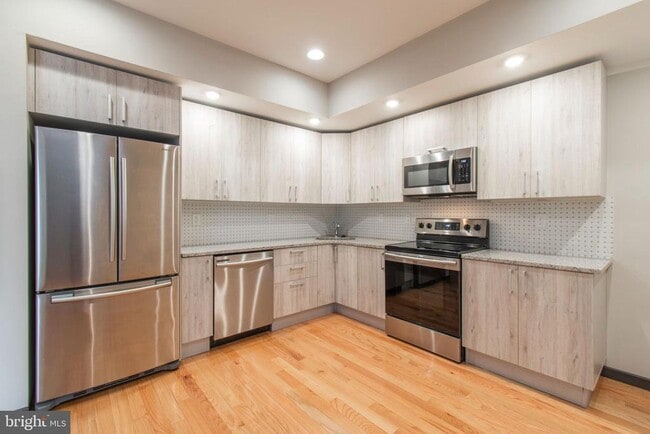 Building Photo - 2605 Federal St