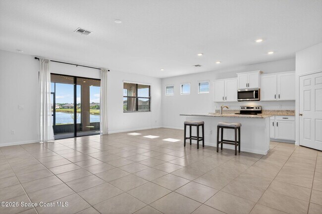 Building Photo - 830 Remington Green Dr SE