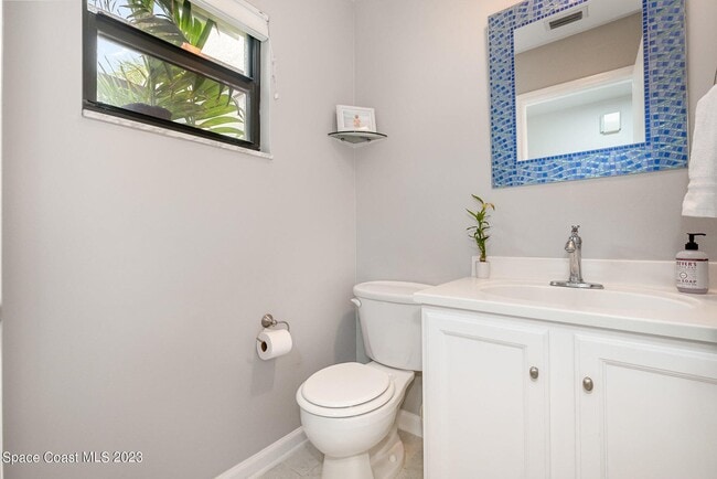 Building Photo - 116 Skyline Cir