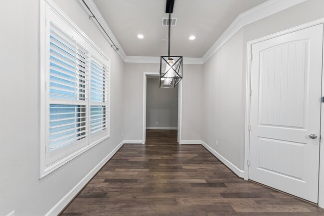 Building Photo - 2607 Nicholson St