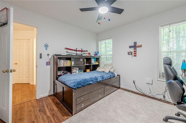 Building Photo - 262 Morse Elm Loop