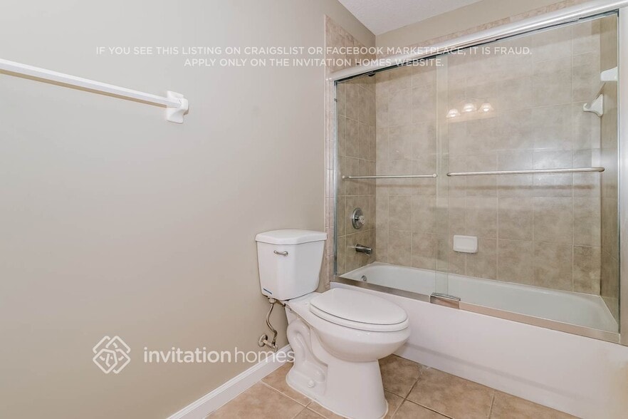 Building Photo - 2205 Cascadia Ct