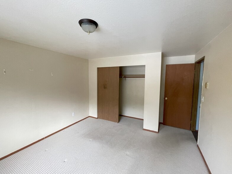 Bedroom 3 - 10 107th St SE