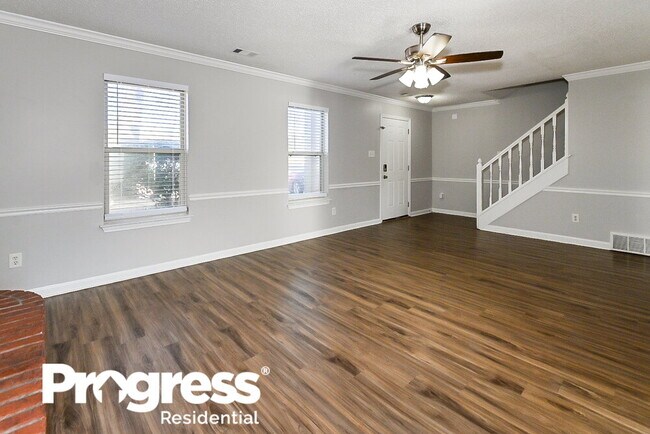 Building Photo - 6689 Boylston Dr
