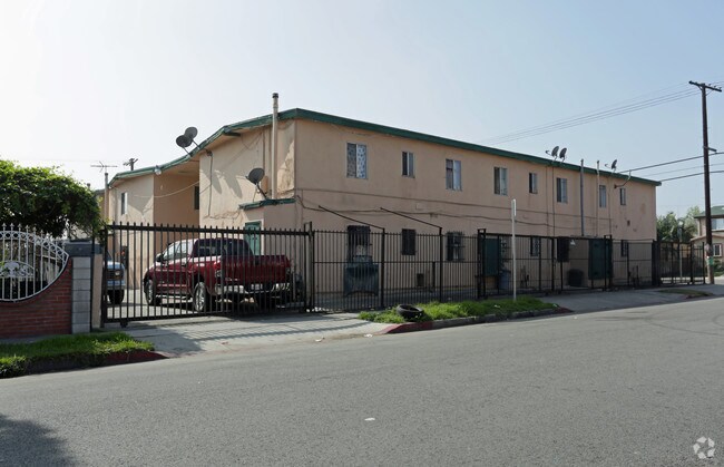 Building Photo - 7400-7406 S Hoover St