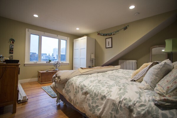 Building Photo - 59 Pinckney St