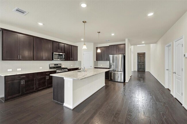 Building Photo - 908 Leadtree Loop