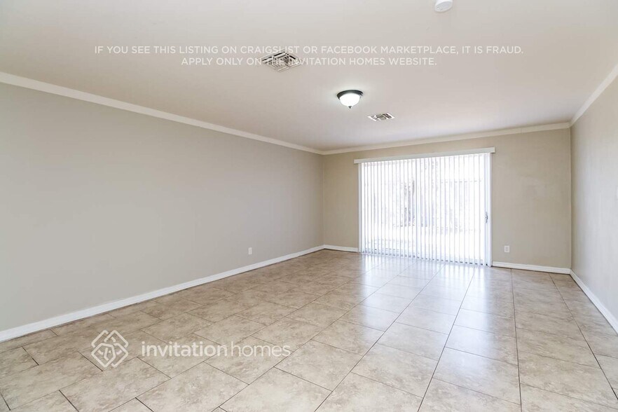 Building Photo - 4824 W Catalina Dr