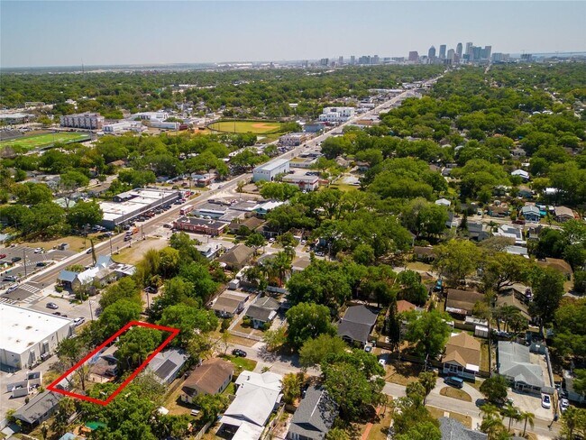 Building Photo - Live Wilder: Historic Charm Steps from Tam...