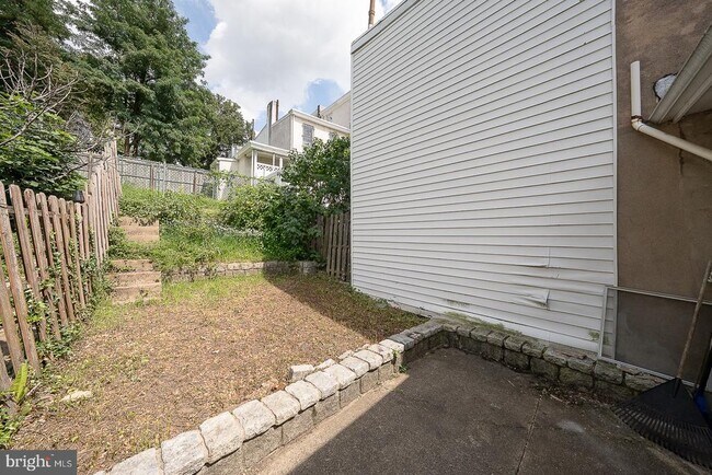 Building Photo - 4707 Smick St