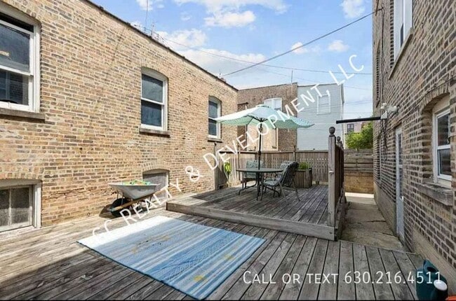 Building Photo - 2324 W 25th St