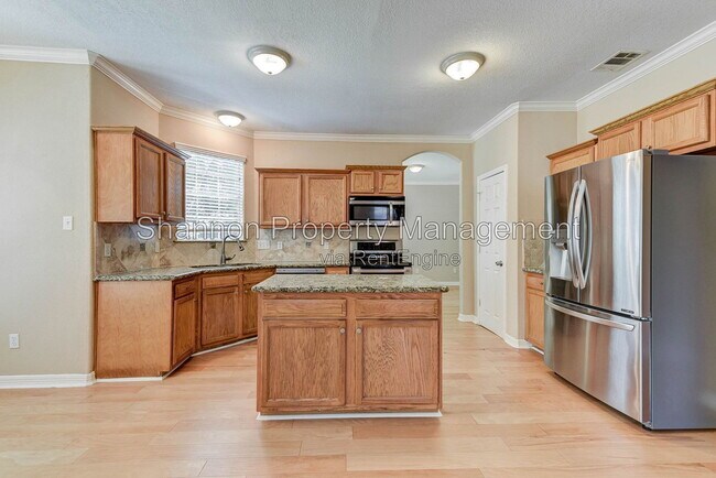 Building Photo - 2919 Crest Park Dr
