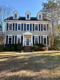 Building Photo - Spacious Five Bedroom Home in Mount Pleasant