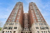 Building Photo - 5840 S Stony Island Ave