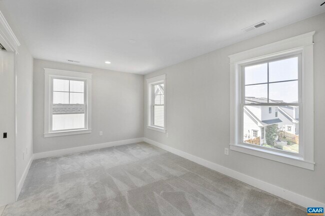 Building Photo - 1603 Griffen Grv