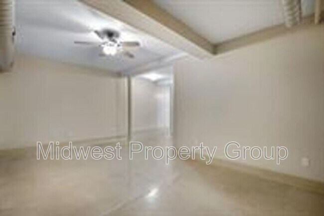 Building Photo - 4244 Chouteau Ave