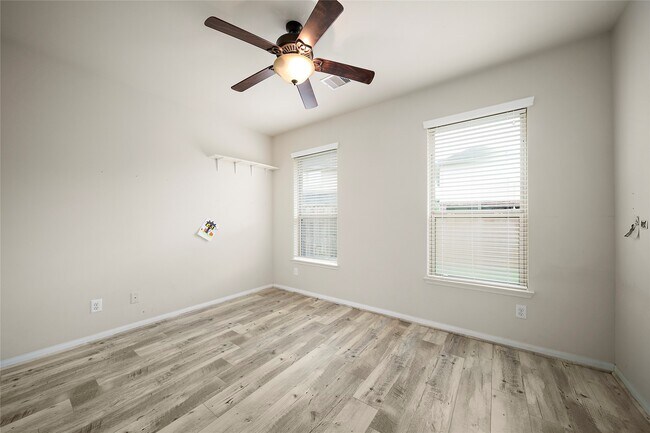 Building Photo - 4719 Coldstream Ct
