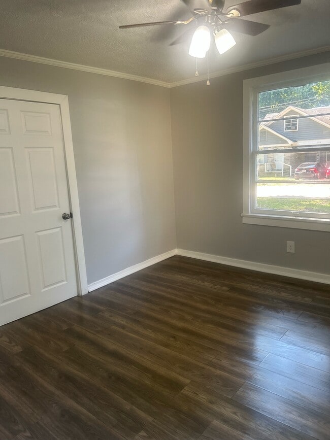 Building Photo - 1234 Boggan Dr