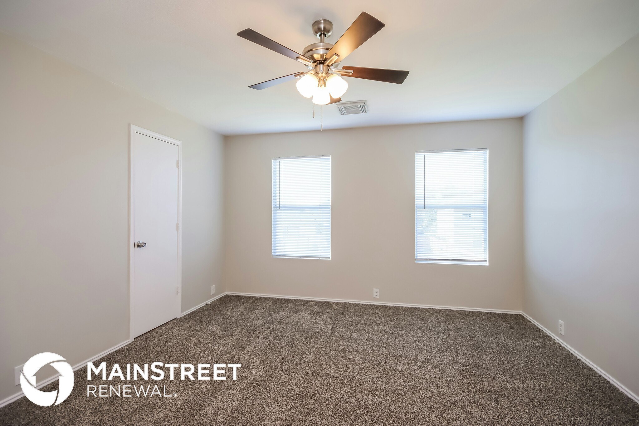 Building Photo - 819 Grand Plains Dr