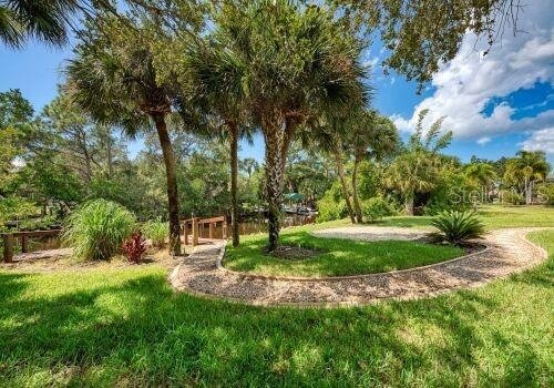 Building Photo - 1648 Bayshore Dr