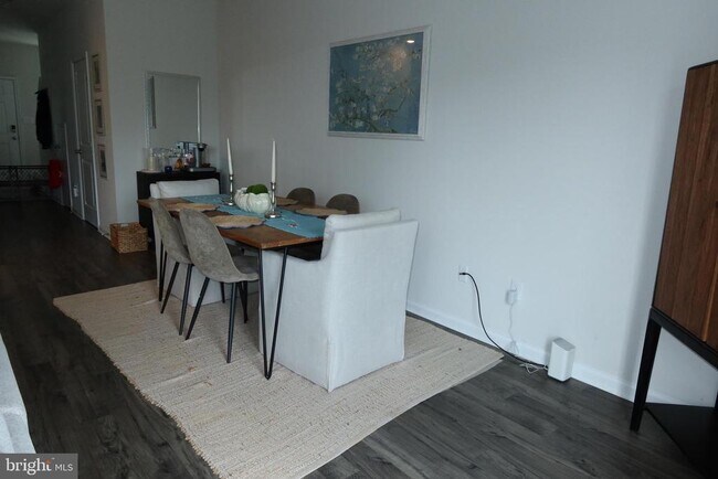 Building Photo - 213 Mazzeo Dr
