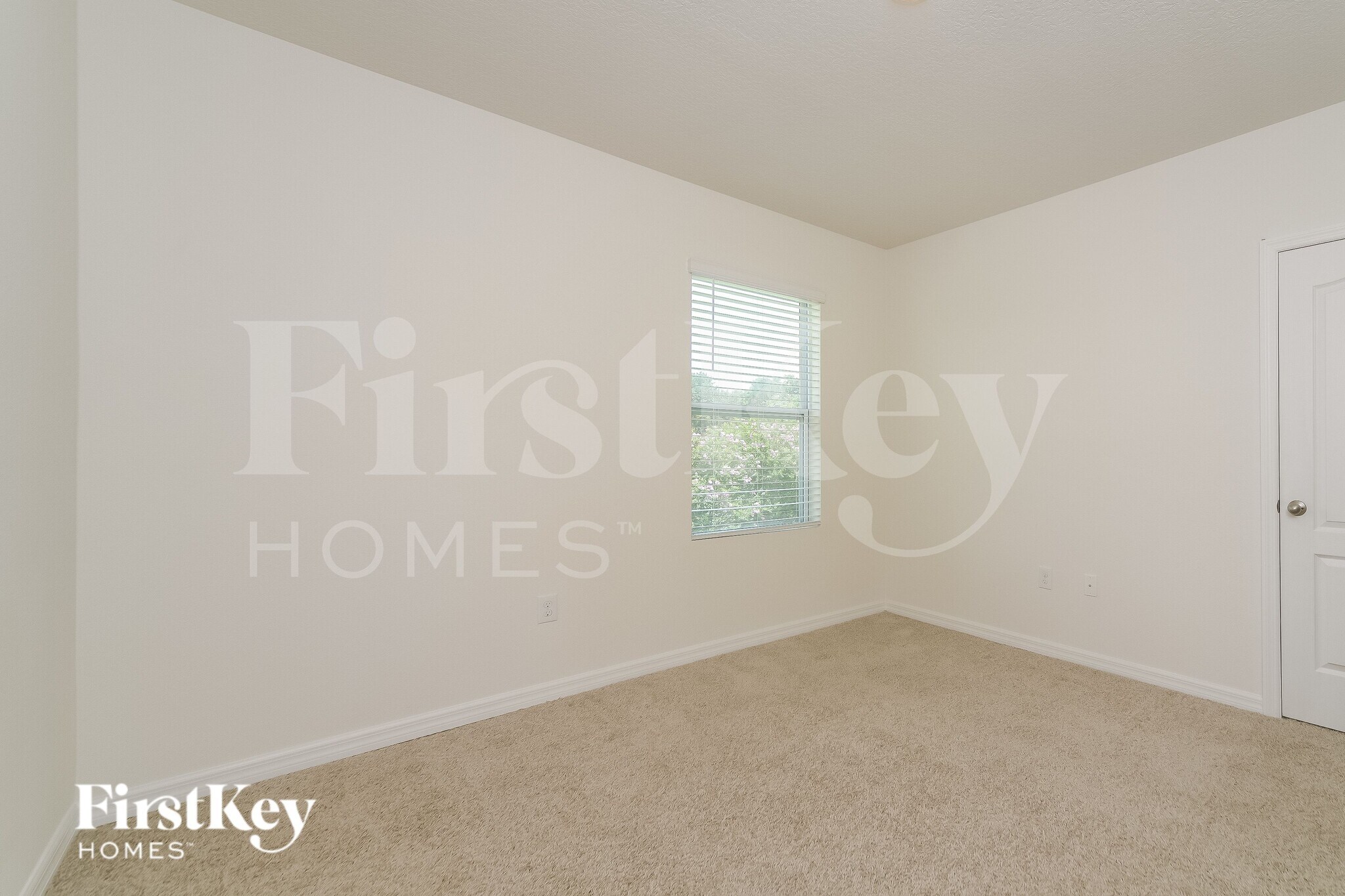 Building Photo - 3345 Wellborn Dr