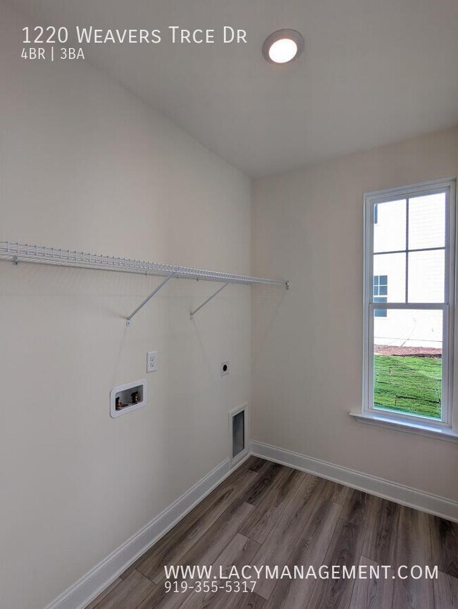 Building Photo - 1220 Weavers Trce Dr