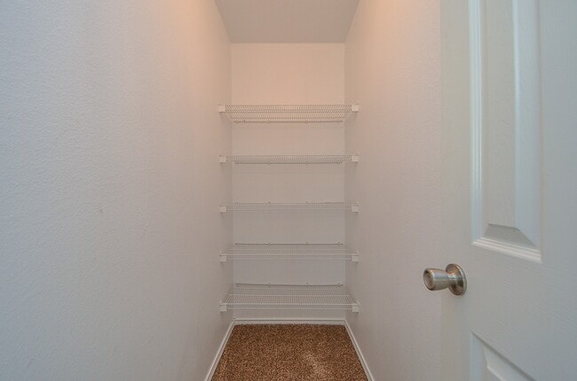 Building Photo - 10302 Deer Lodge Ct