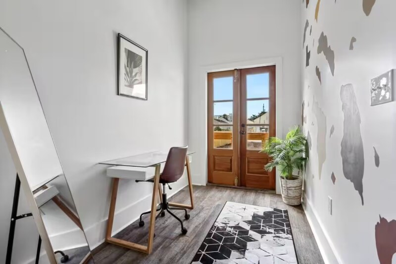 Building Photo - 2524 Cleveland Ave